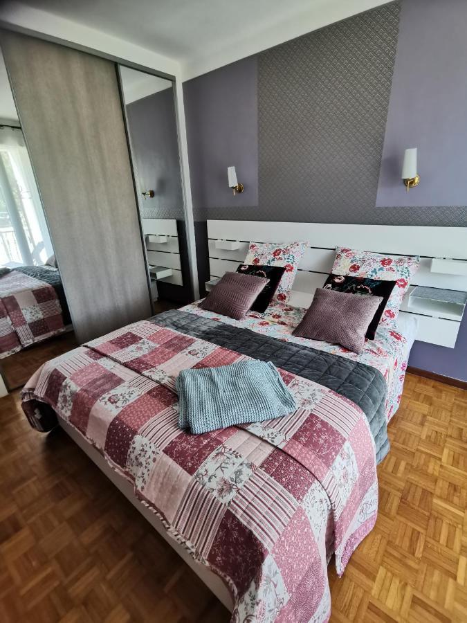 Ferienwohnung Au Pays D'Olmes Lavelanet Exterior foto