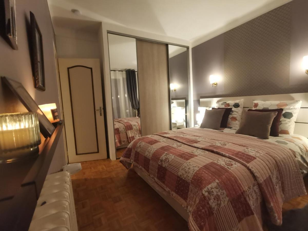 Ferienwohnung Au Pays D'Olmes Lavelanet Exterior foto